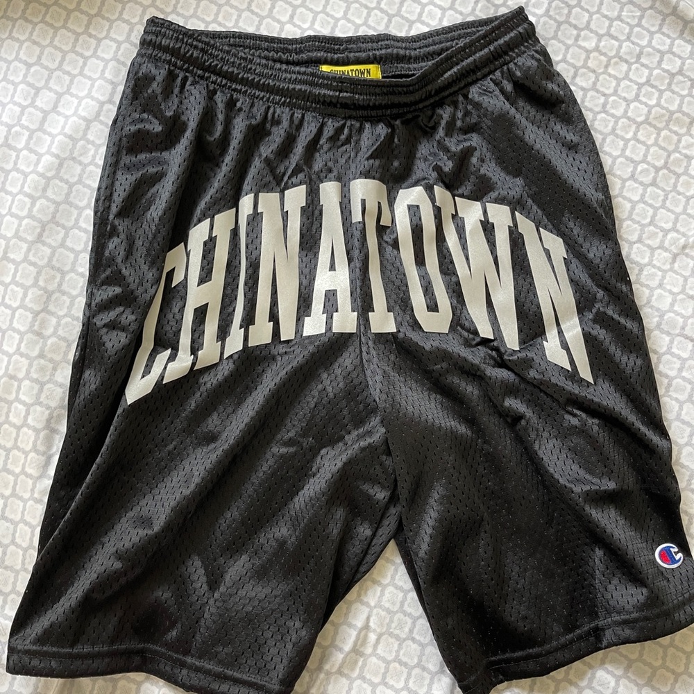 Chinatown market shorts